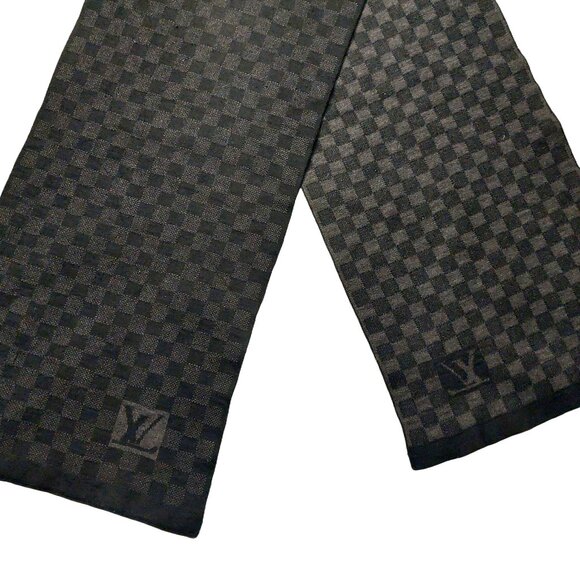 LOUIS VUITTON Black Charcoal Gray Reversible Damier Scarf Pre-Owned - Picture 6 of 11